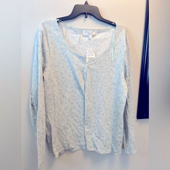 Hippie Rose Trendy Plus Size Ruched Hook-and-Eye-Front Top - Picture 5 of 6